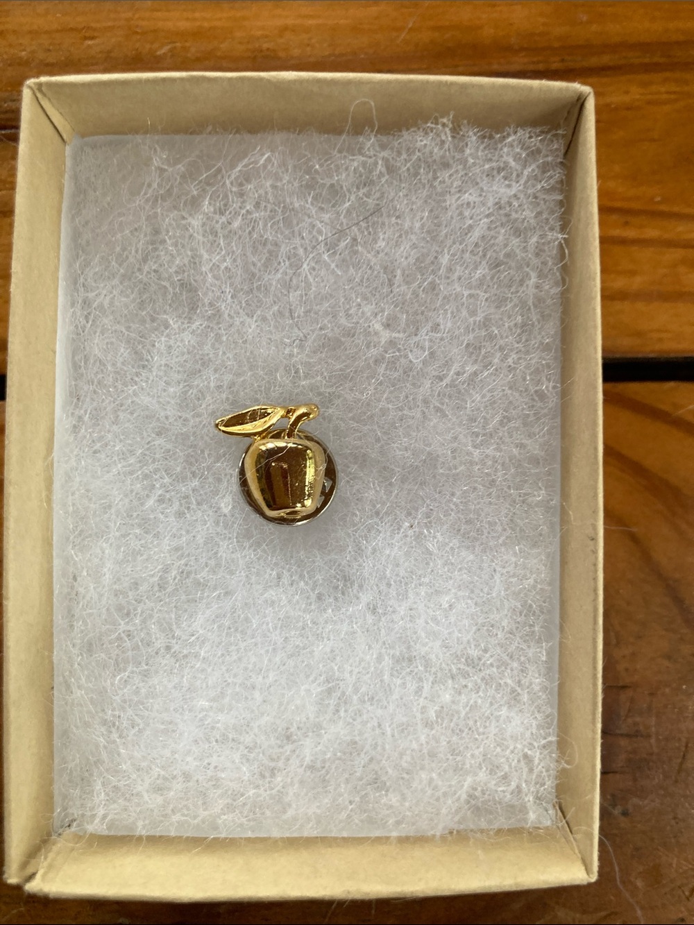 Gold Apple Pin Brooch - Shiny Gold Tone